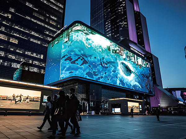 Milestrong SH Series: Transforming Outdoor display into Visual Art