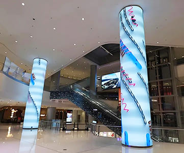 Innovative P4 Cylindrical LED Displ