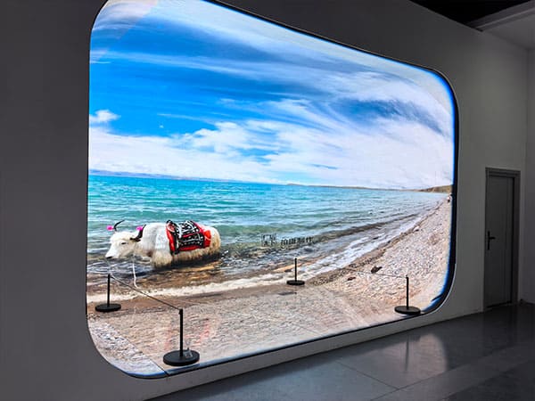 Unfolding Visual Perfection with the Arc Cave Immersive LED Display: Distortion-Free, Seamless, and Astoundingly Real