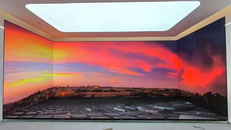 Revolutionizing Showrooms with a Completely Immersive Four-Sided LED Display Solution