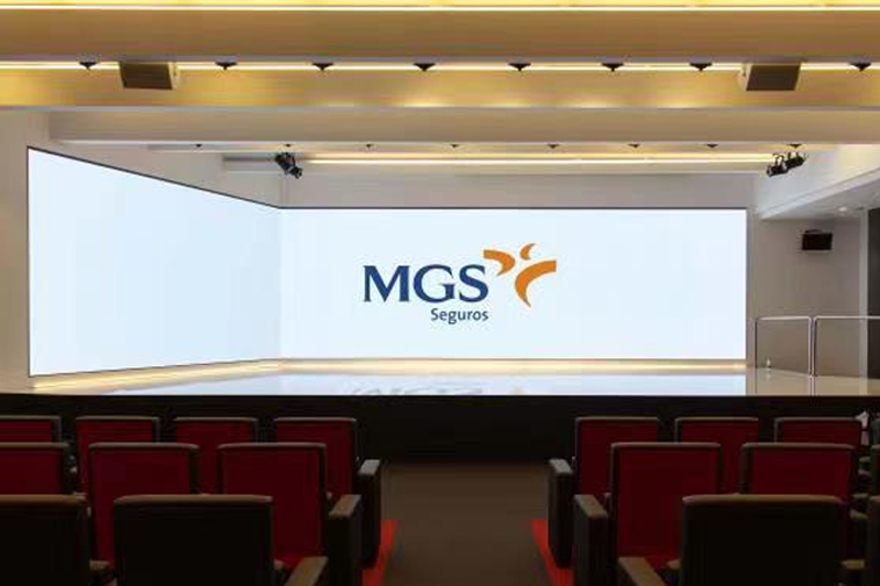 27.5㎡ Oversized Fine Pitch LED Display for Conference Room