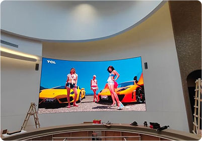 A P1.8 Curved LED Display in a Real Estate Sales Center Creates an Impressive First Impression