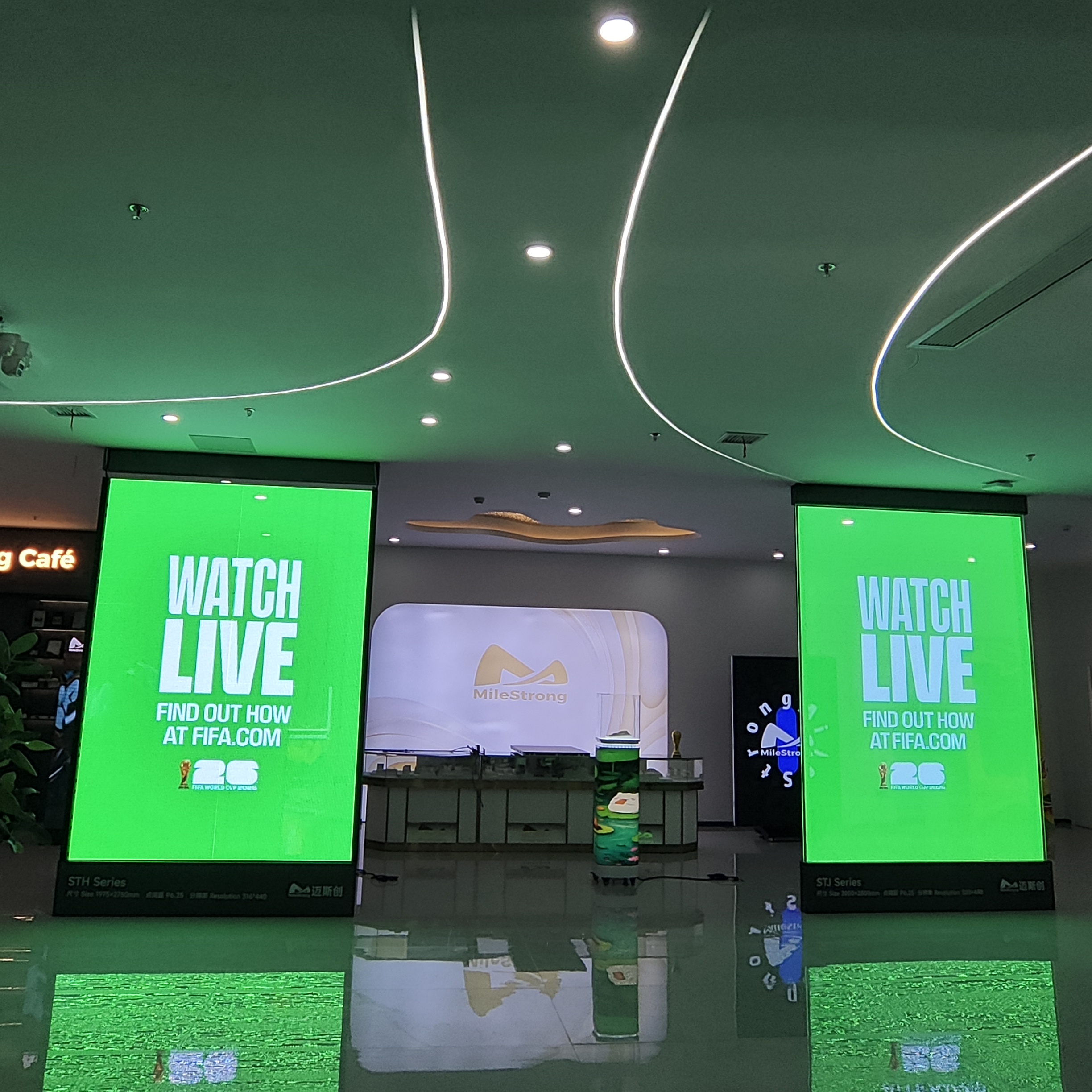 Transparent LED Displays: Which is More Important, Light Transmittance or Clarity, and How to Choose?