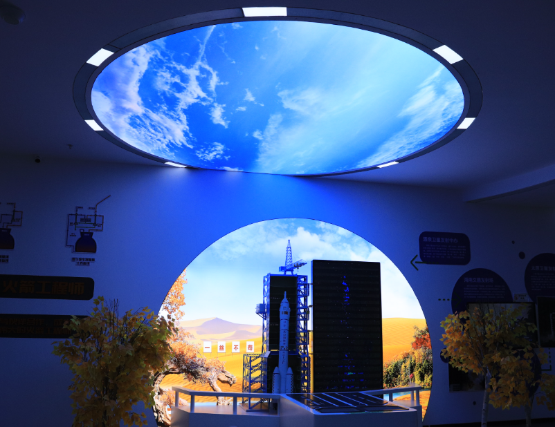 dome led displays in science museum