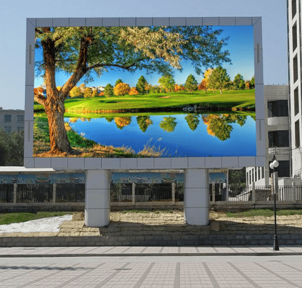 P2.6 LED Display Provide a Comprehensive Solution for an Outdoor Open-Air Square